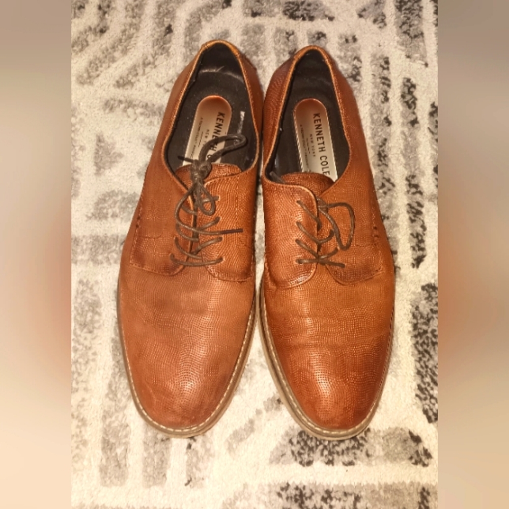 Kenneth Cole Dress Shoes size 7.5